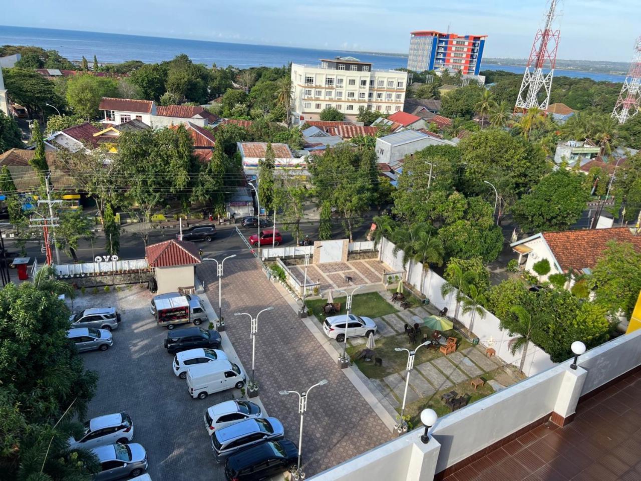 Kirei Hotel Bantaeng Eksteriør bilde